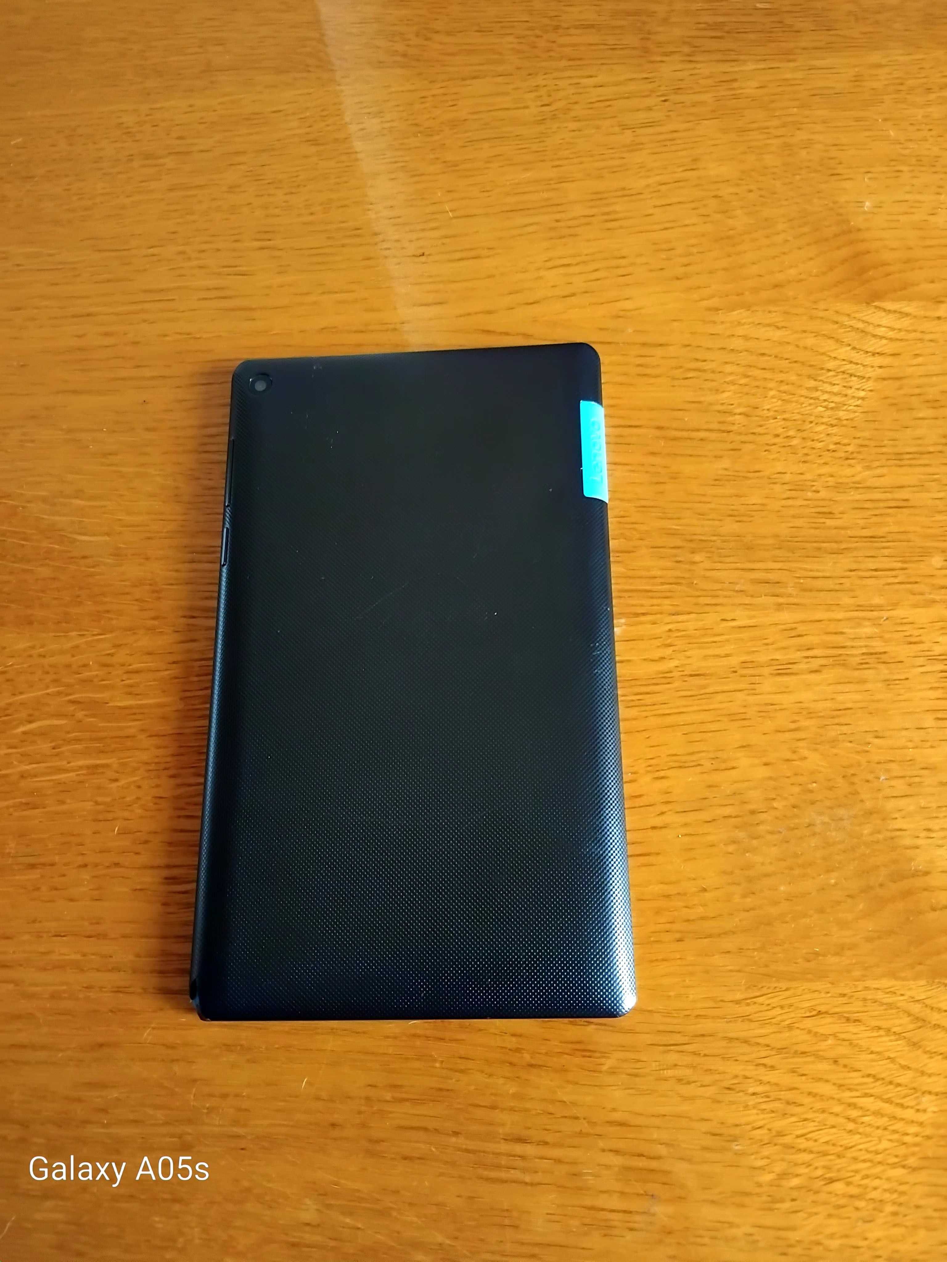 Планшет Lenovo tab3 7
