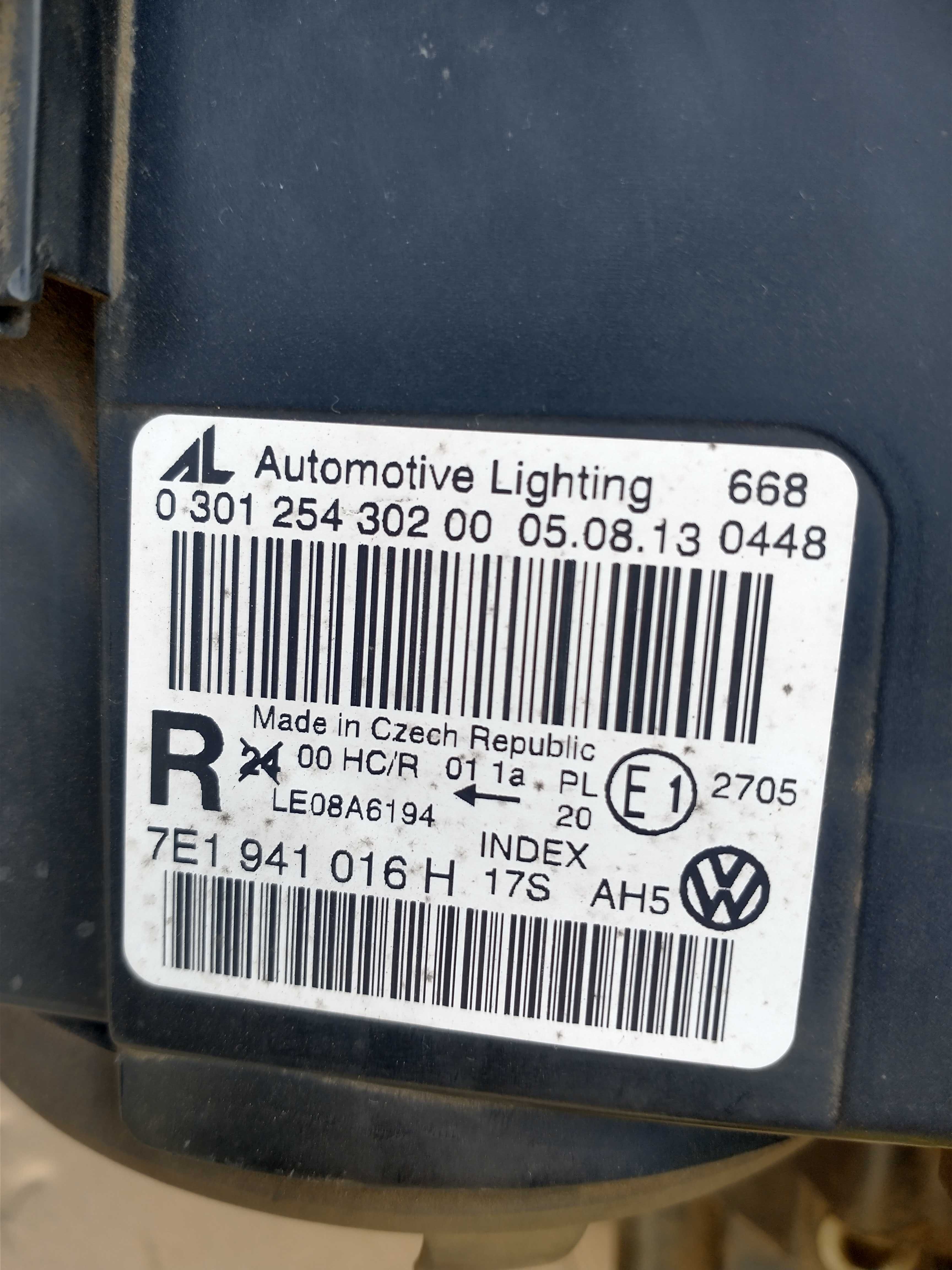 Lampą prawa VW T5 *7E1.941.016 H*