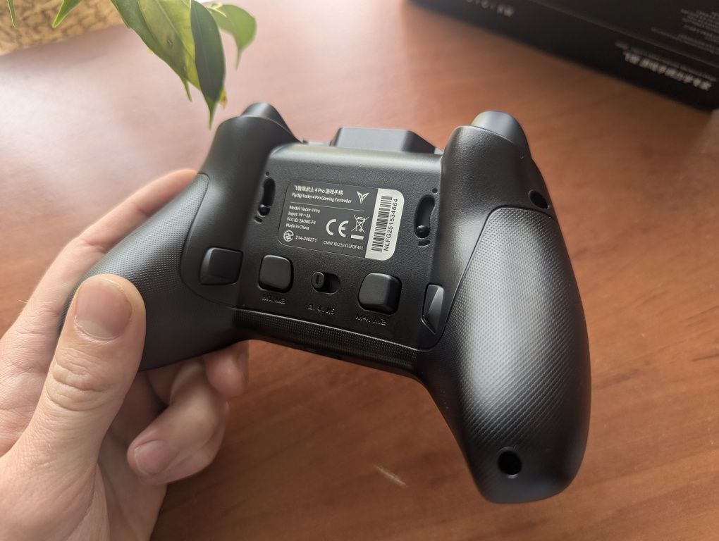 Flydigi Vader 4 pro Apex 4 Dune Fox