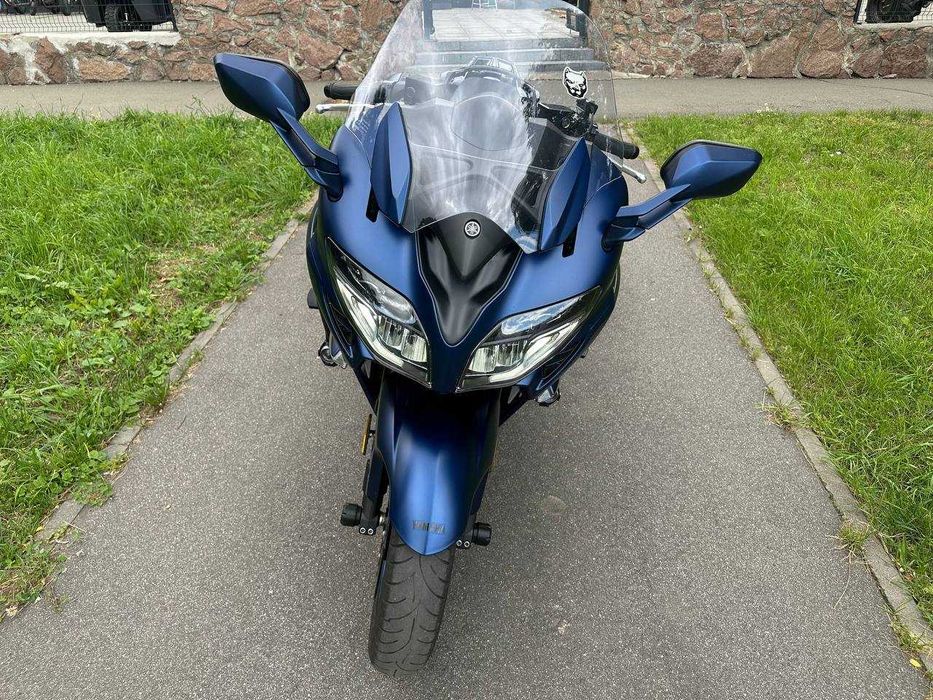 Мотоцикл Yamaha FJR 1300 2020 рік Офіційний