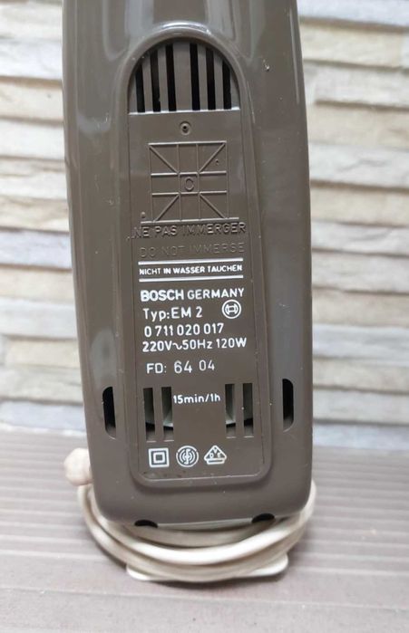Vende-se Faca Elétrica Nova Bosch