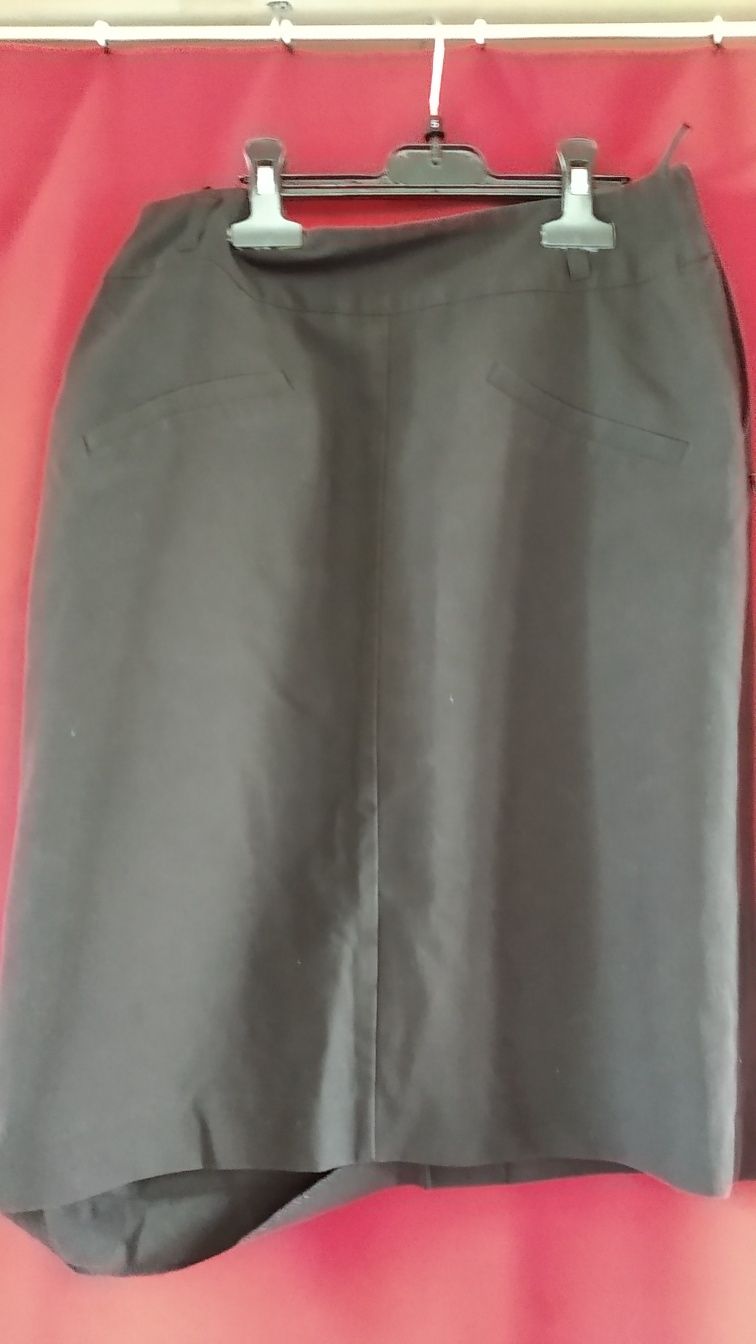 Чорна спідниця юбка ділового стилю Розмір 42-44. S-M42-44