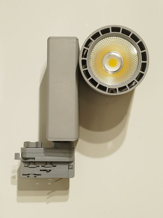 Reflektor szynowy Lampa LED Spot na szynoprzewód listwa 3-faz