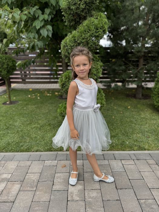 Продам  святкову сукню