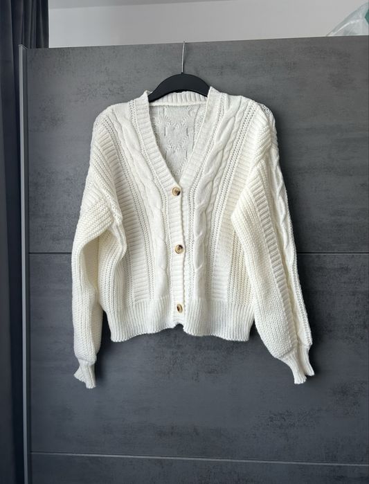 Nowy kremowy sweter kardigan rozpinany M 38 dekolt V w serek