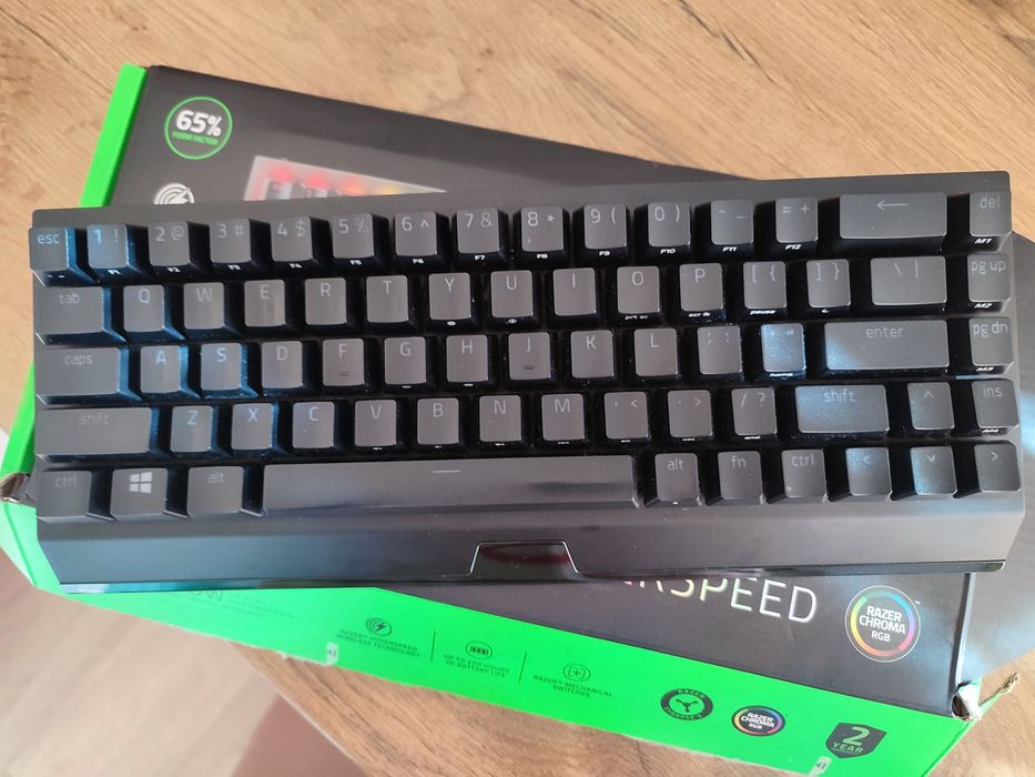 Klawiatura bezprzewodowa Razer blackwidow V3 + myszka Razer V2