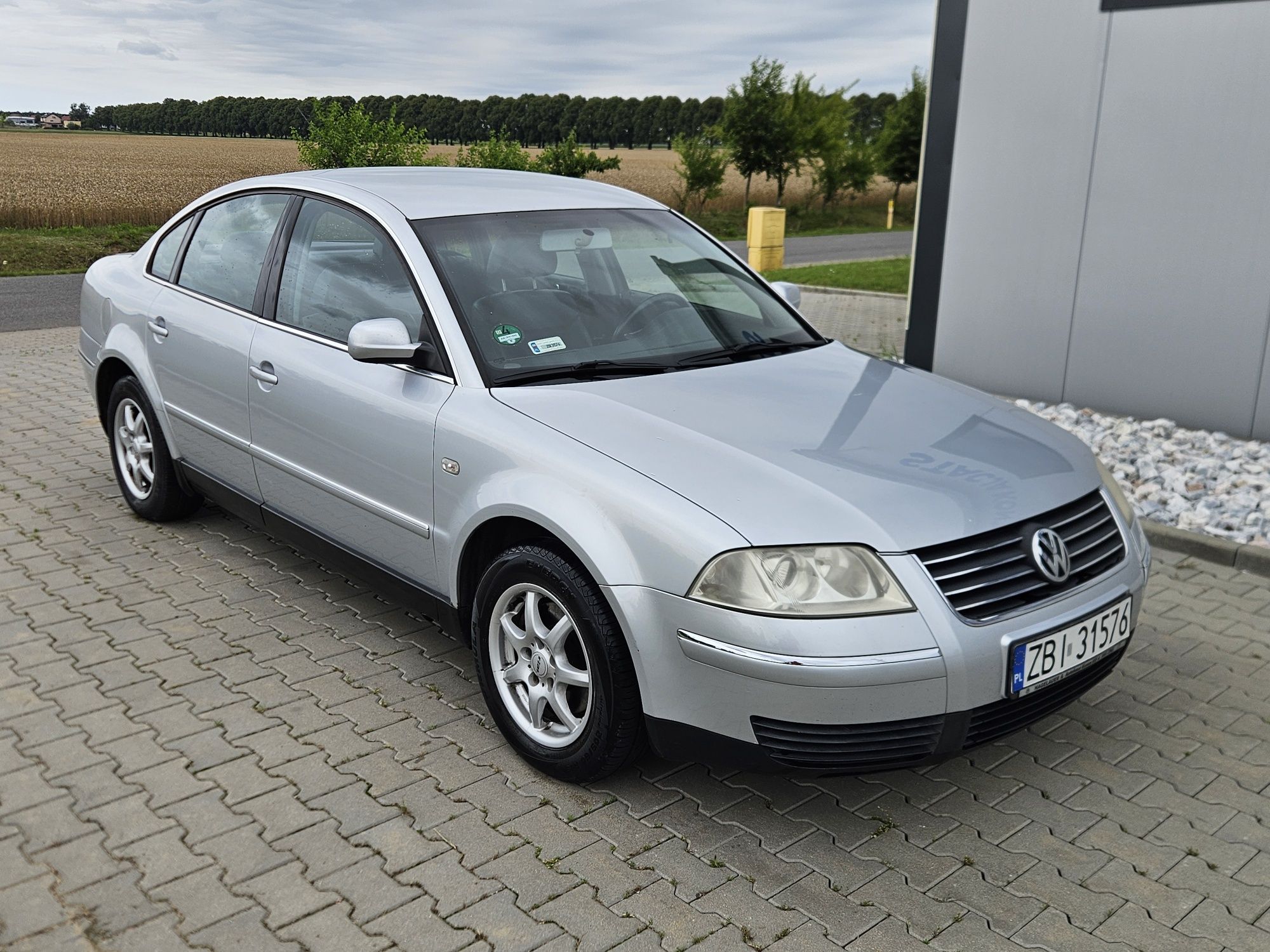 Passat 2.0 4Motion * 4x4 * Skóra * Nawigacja * 240 przebiegu