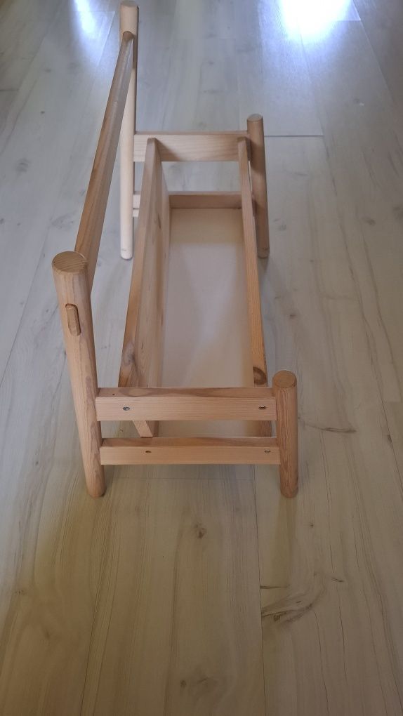 Stajak na książki Ikea