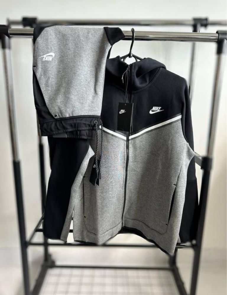 Костюм Nike Tech Fleece