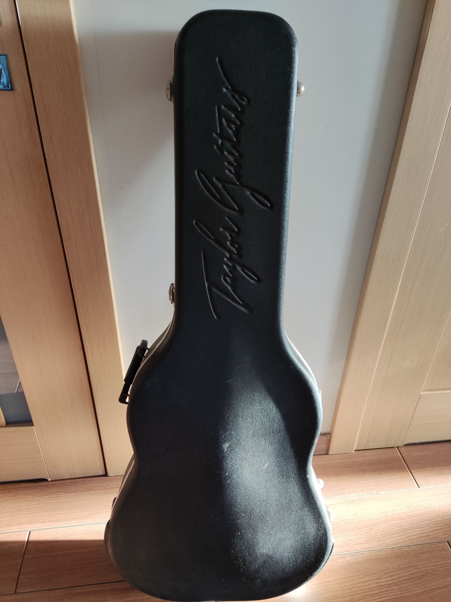 Japońska gitara akustyczna Kimbara 1977r z casem Taylor