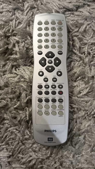 Magnetowid Nagrywarka VHS PHILIPS DVD 630VR 6głowic HI-FI STEREO pilot
