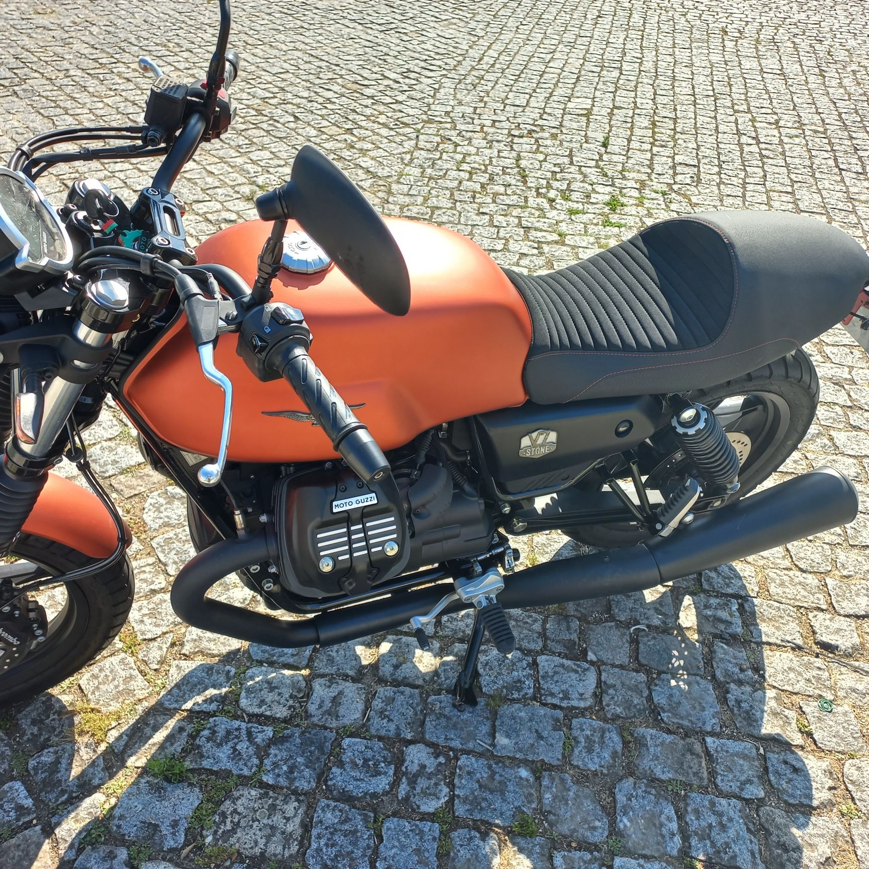 GUZZI V7 850cc (5_2022/618kms)