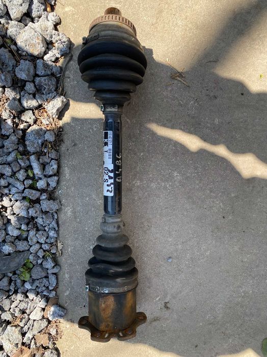 Audi A4 B6 2.4 V6 Półoś Lewy Przód