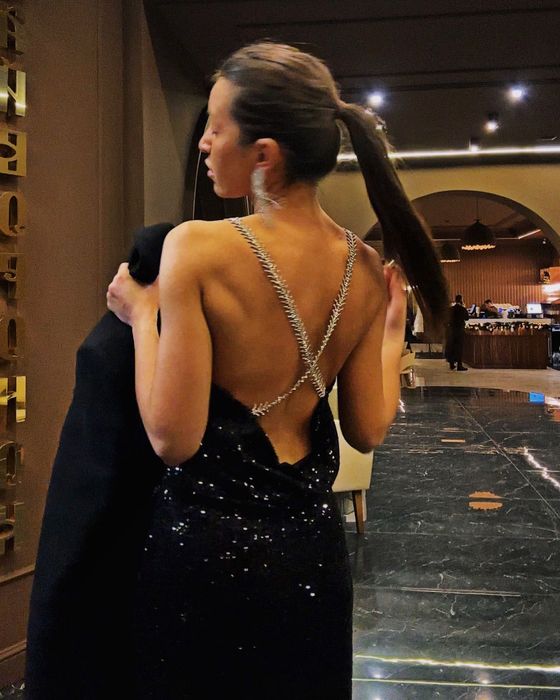 Платье Zara вечернее нарядное пайетки
