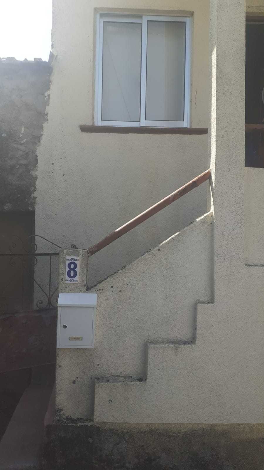 Moradia T2 com Pequeno Terraço