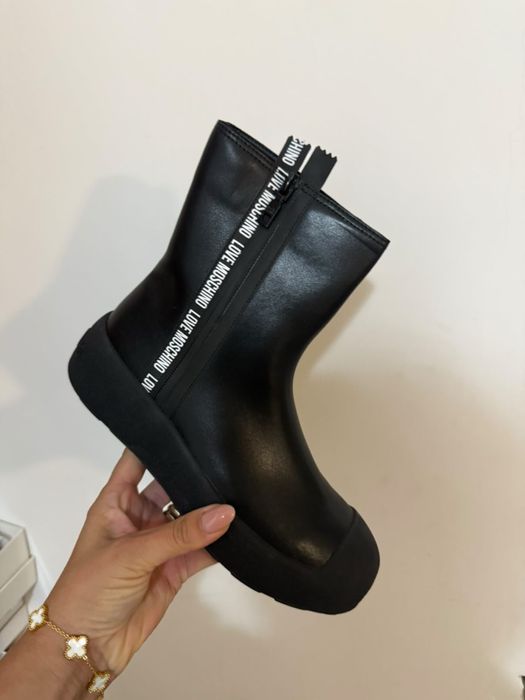 Love Moschino оригінал сапоги кеди кросівки напівчоботи козаки