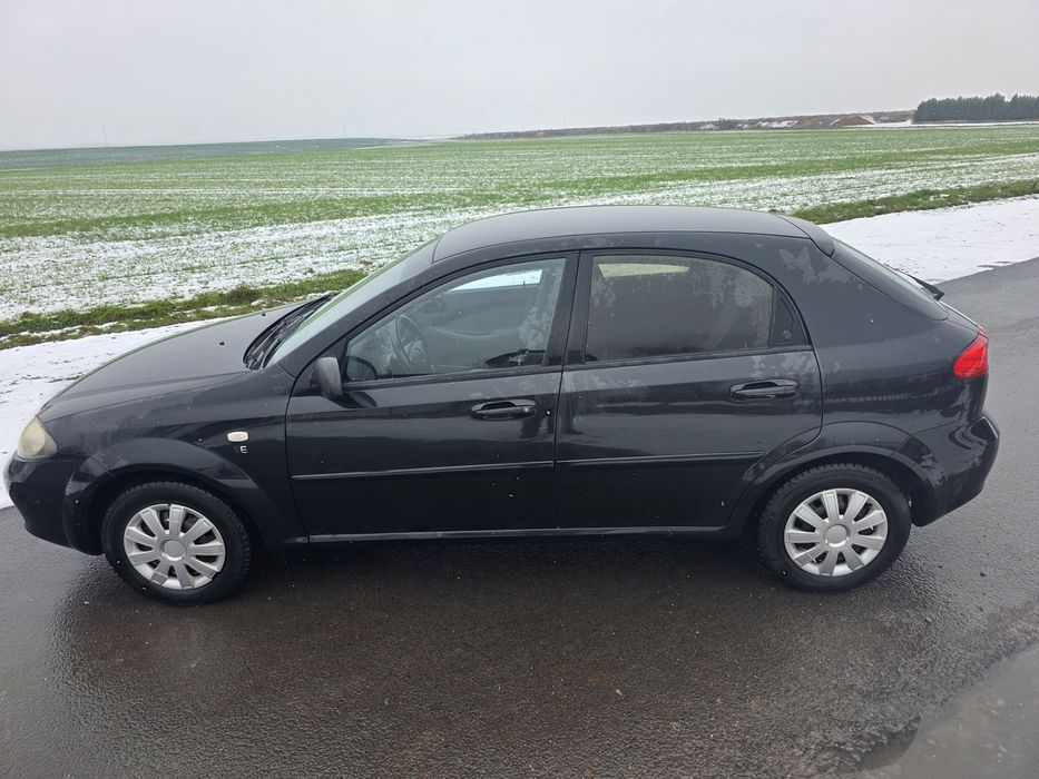 CHAWROLET LACETTI mega stan  klima bez rdzy Zamiana?