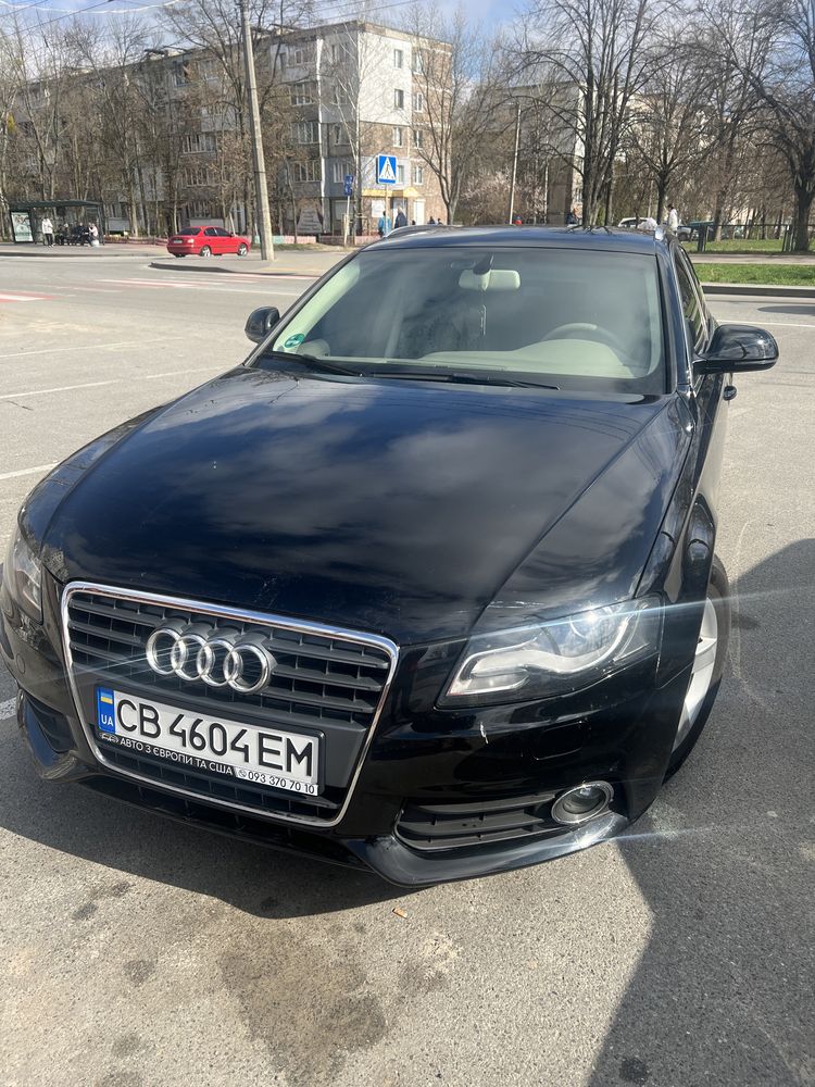 Автомобіль audi a4, Ауди а4 универсал