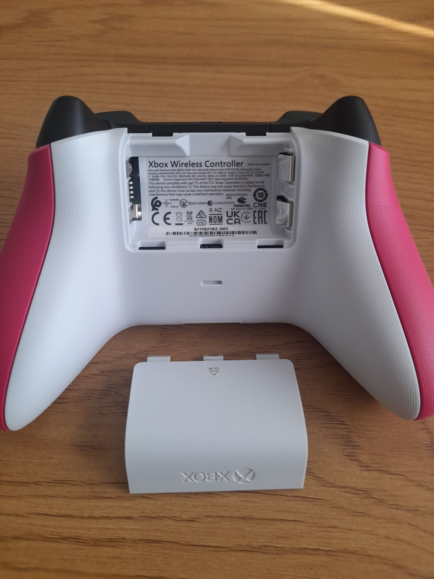 Comando Xbox Series S/X 3 semanas de uso perfeito estado