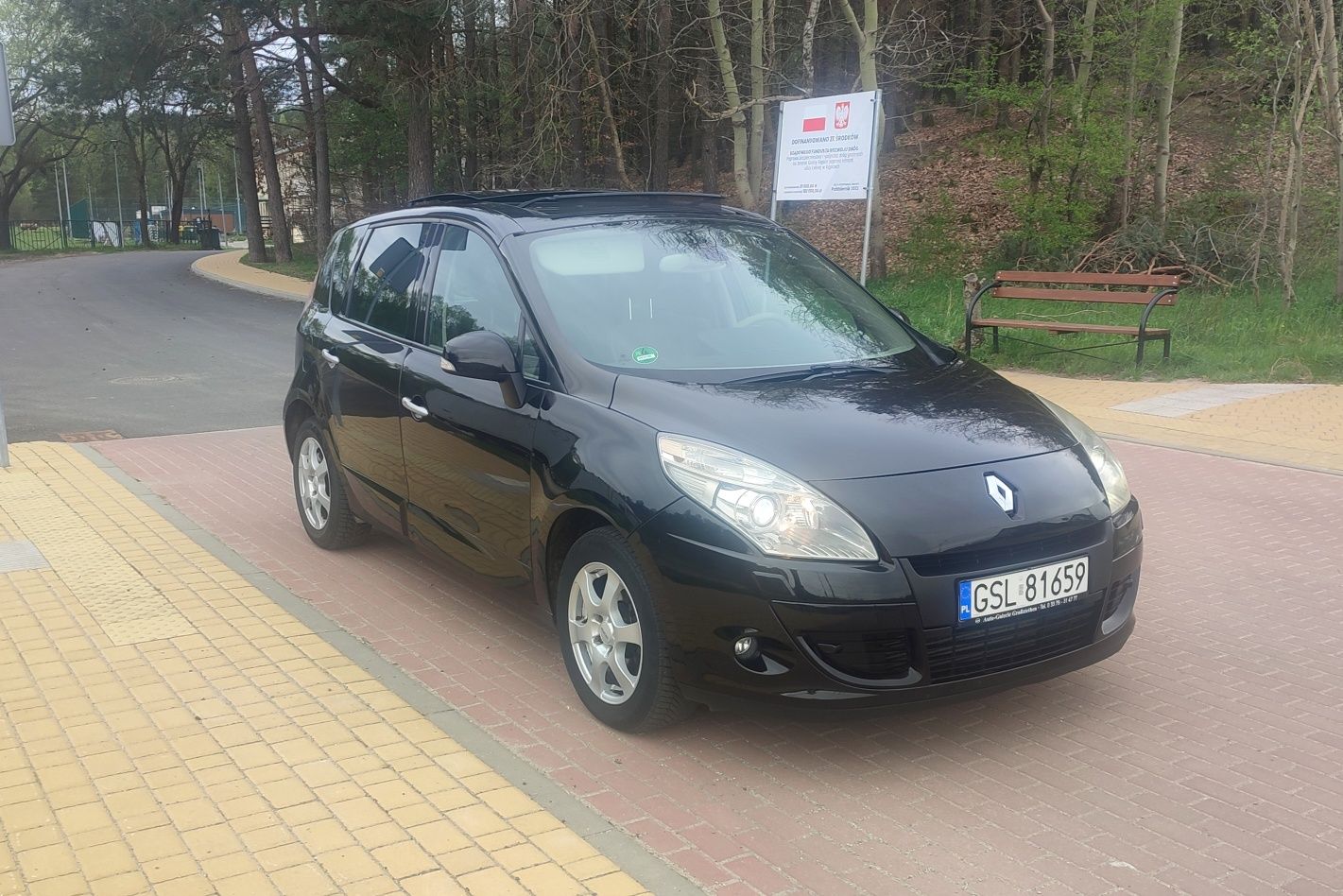 Renault Scenic 2009 r 2.0 dCi 150 km Automat Navi Panorama Skóra