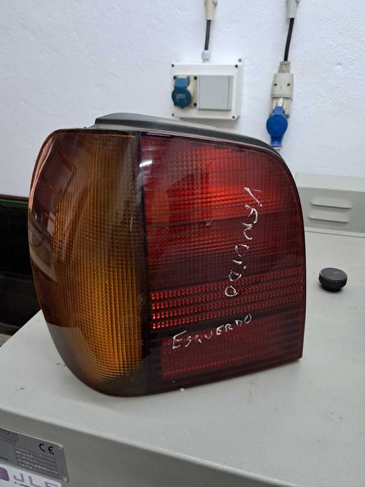 Farolins traseiros VW polo em bom estado