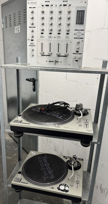 Gramofony Technics SL1200MK5 (2szt.) + mikser Technics SH-MZ 1200