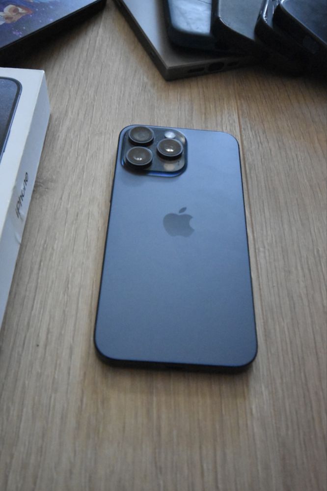 iPhone 15 pro max 512gb