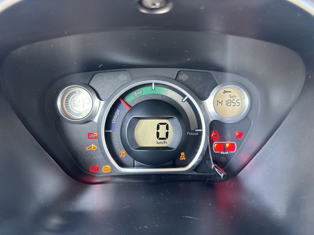 Citroen C-Zero, класна іграшка ;)