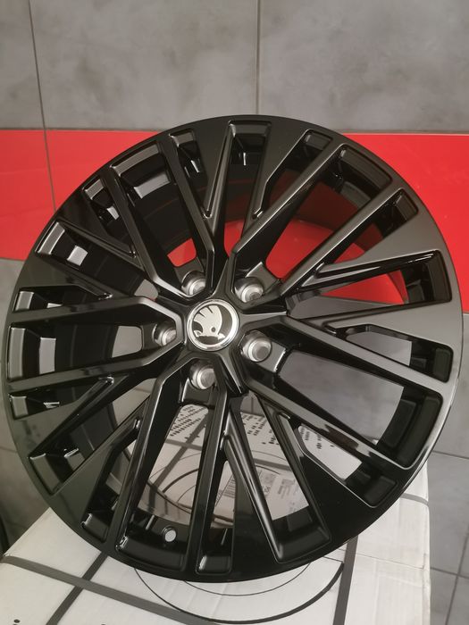 Nowe! Felgi 18" 5x112 Skoda VRS RS Superb Octavia VW Golf Passat Audi