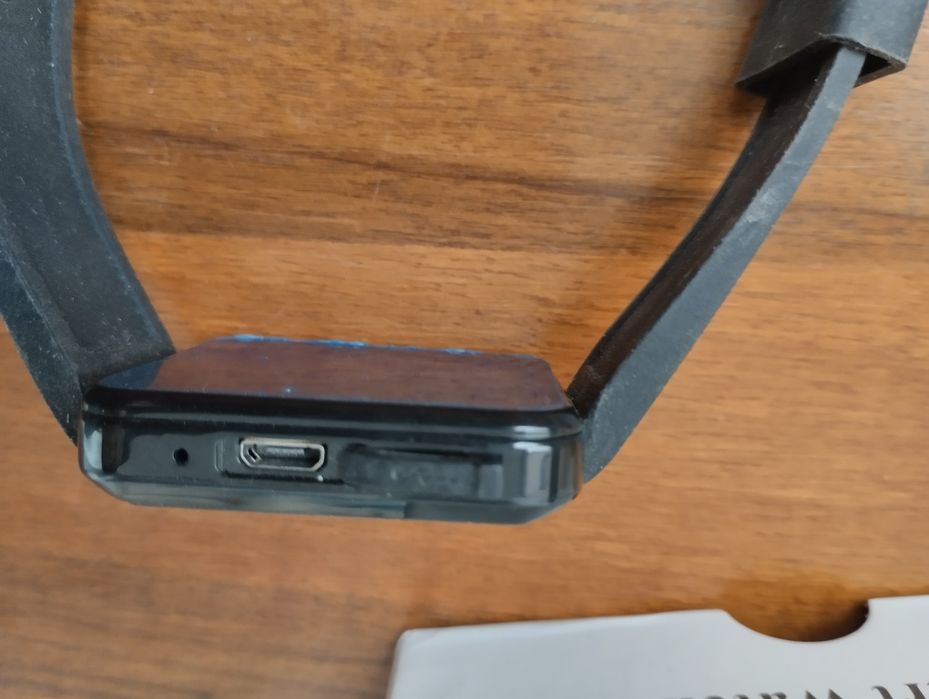 Смарт-годинник з bluetooth