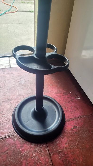 Вішалка напольна металева