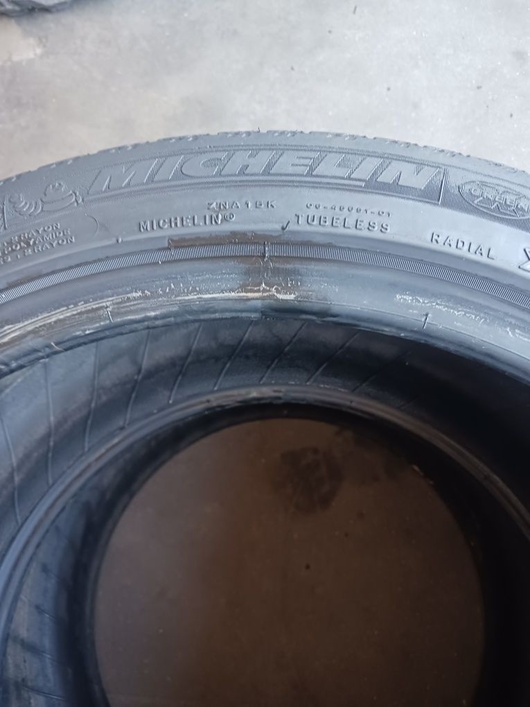 Vendo pneus semi-novos 275/40/20 Michelin