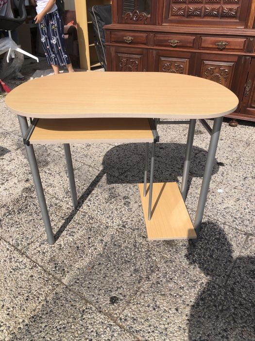 Vendo secretaria