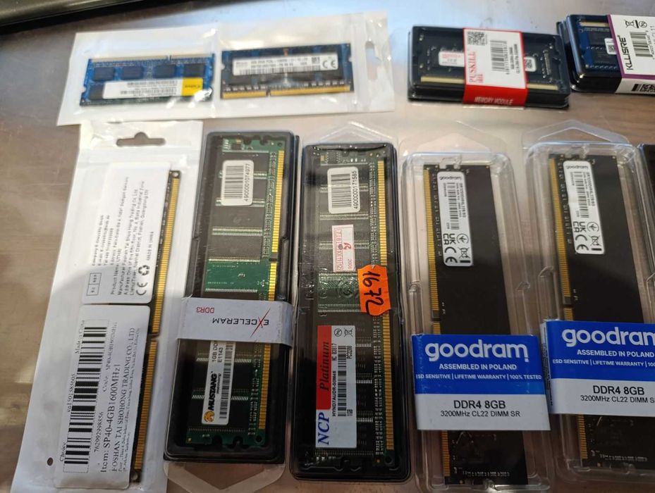 Оперативна пам'ять Ddr1 Ddr2 Ddr3 Ddr4 1, 2,4,8 Gb