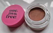 Rozświetlający balsam Bronzy od one.two.free! Nr 02 hihglighting balm