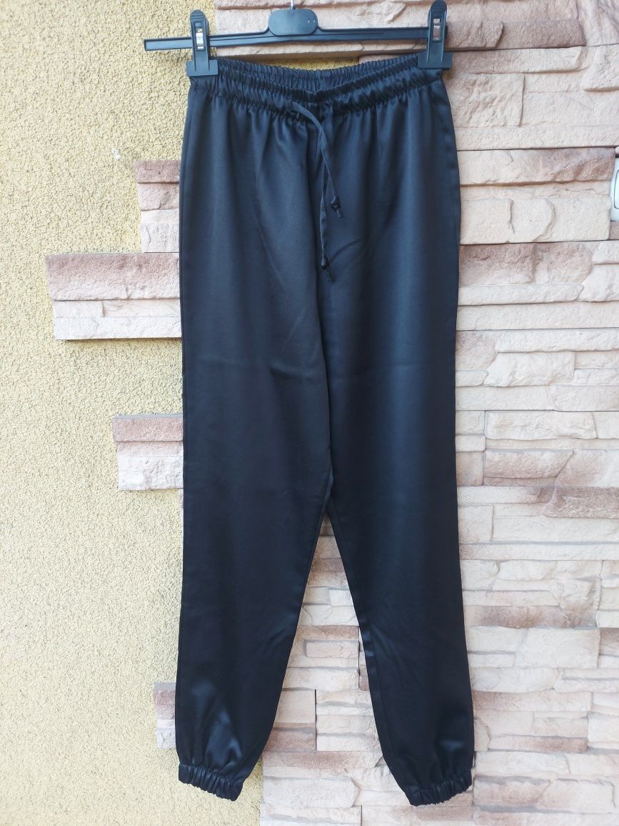 Czarne spodnie eleganckie