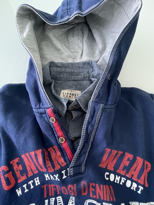 Camisola rapaz azul com capuz e efeito camisa por dentro Tiffosi 13/14