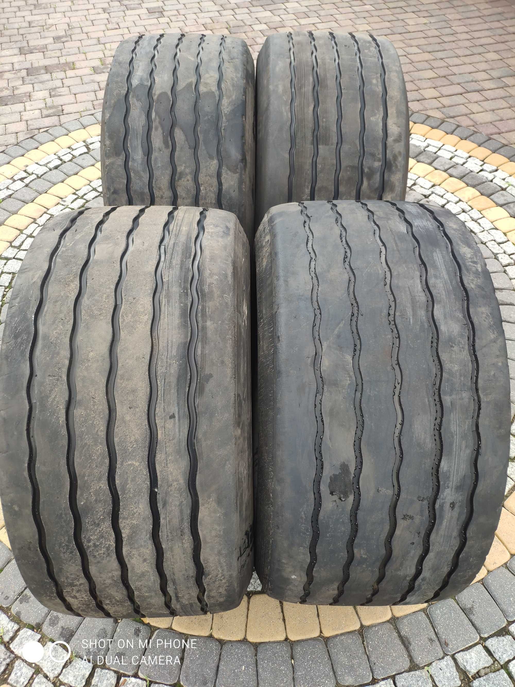 Opona Opony 435/50R19,5 " Sava Cargo 4 do przyczepy 445/45R19,5 " lora