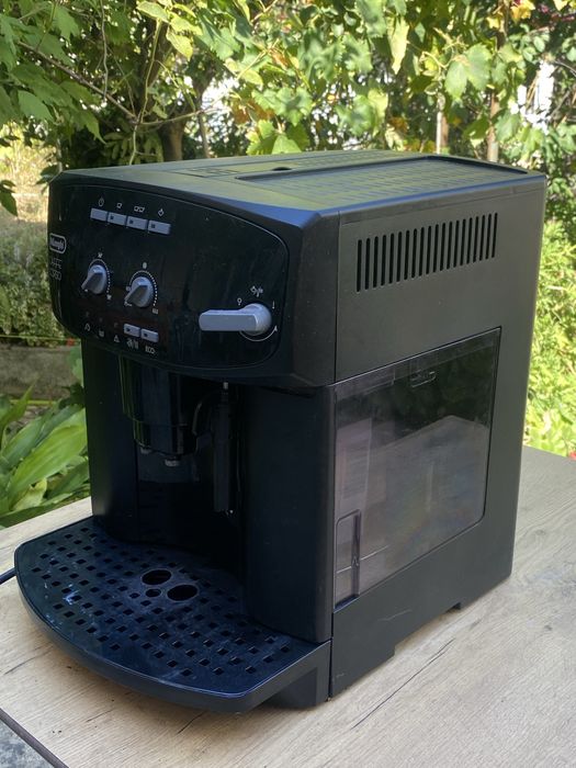 Máquina de Café DeLonghi Caffè Corso