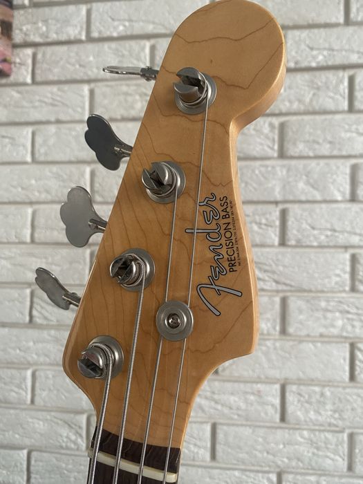 Бас Гитара Fender American Original '60s Precision Bass 2021