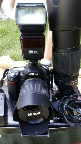 Nikon D90 ( 18-105 VR KIT )