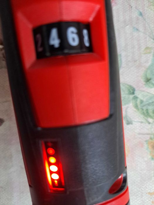 Wiertarko wkrętak kątowy Milwaukee M12