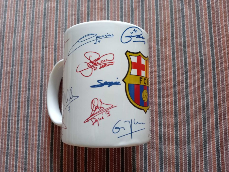 Coleção de canecas de futebol da Rússia, FC Barcelona e Suicide Squad