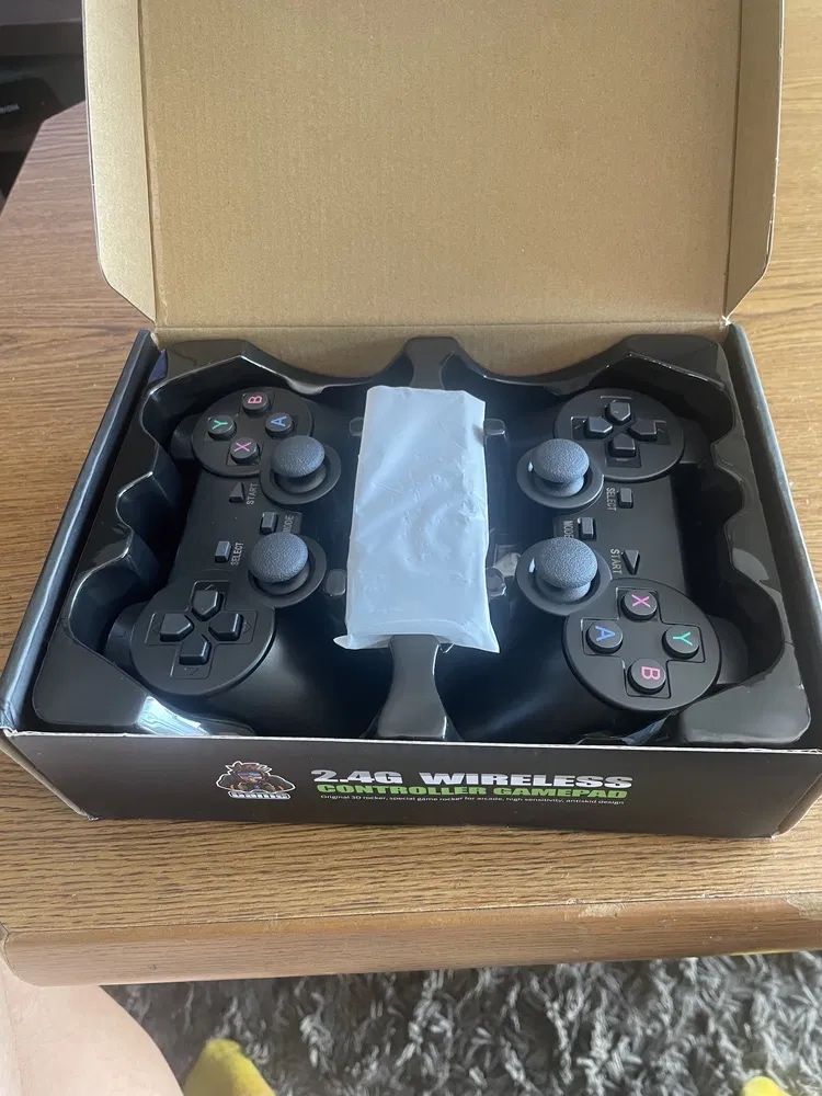 Konsola retro 4K 20tys gier  jezyk pl, 2 pady, bezprzewodowa