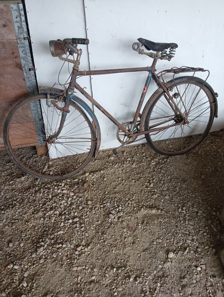 Bicicleta Pasteleira para restauro