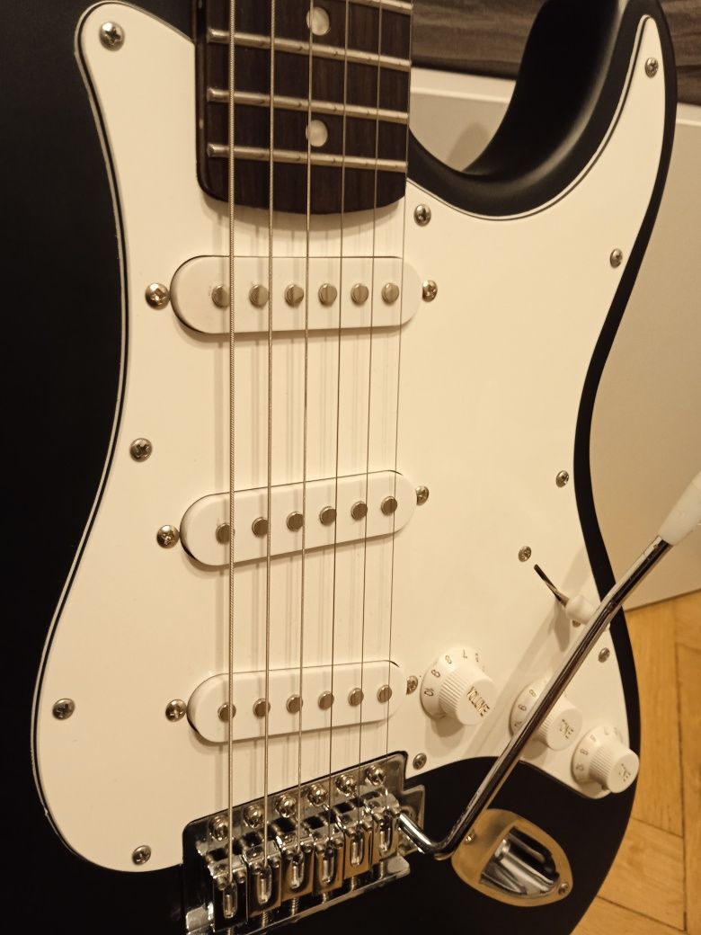 Gitara elektryczna Stratocaster + GRATIS regulacja lutnicza !!!