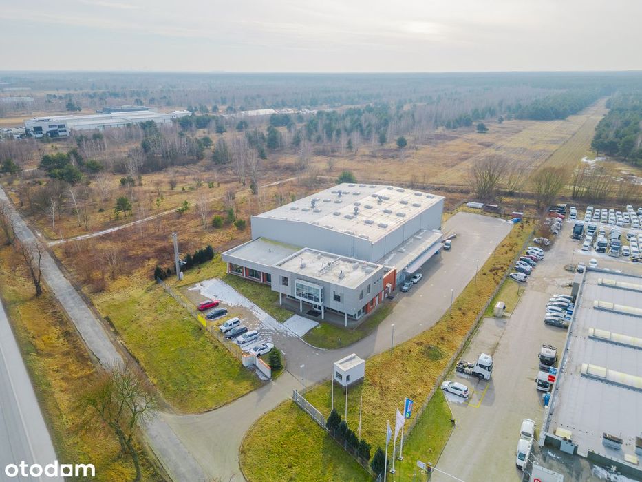 Obiekt magazynowo-biurowy 3 200 m² z potencjałem rozbudowy do 5 800 m²