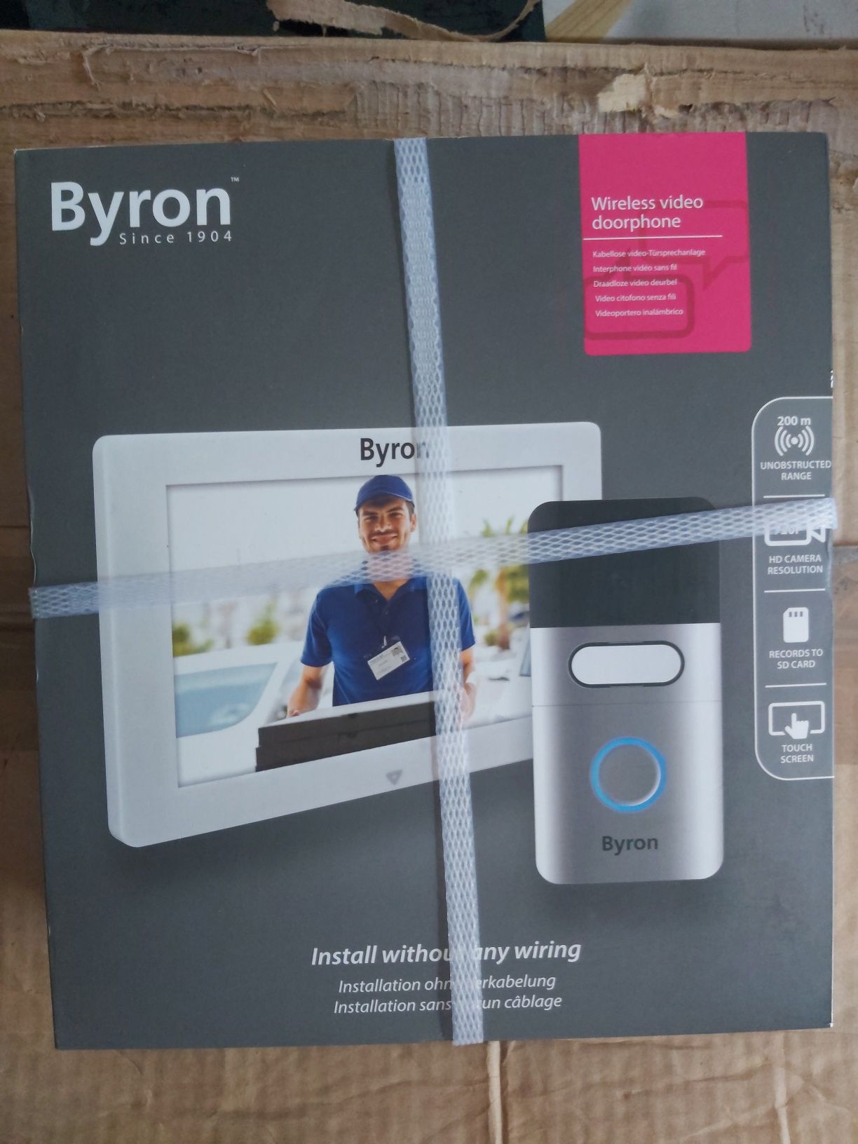 Bezprzewodowy wideodomofon Byron DIC 22615