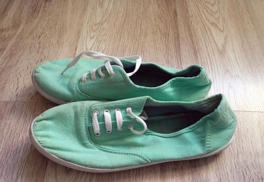 Damskie trampki, buty na niskiej podeszwie. Rozmiar 41