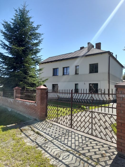 Продаж будинку 210кв.м,Брюховичі